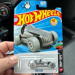 HOT WHEELS “MAINLINE”